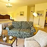 Hotell House