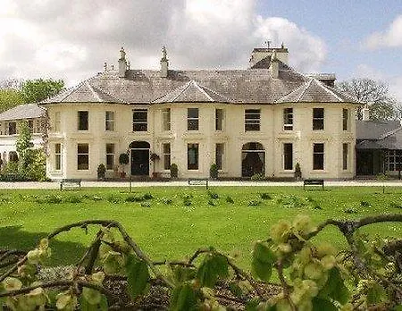 House 4*